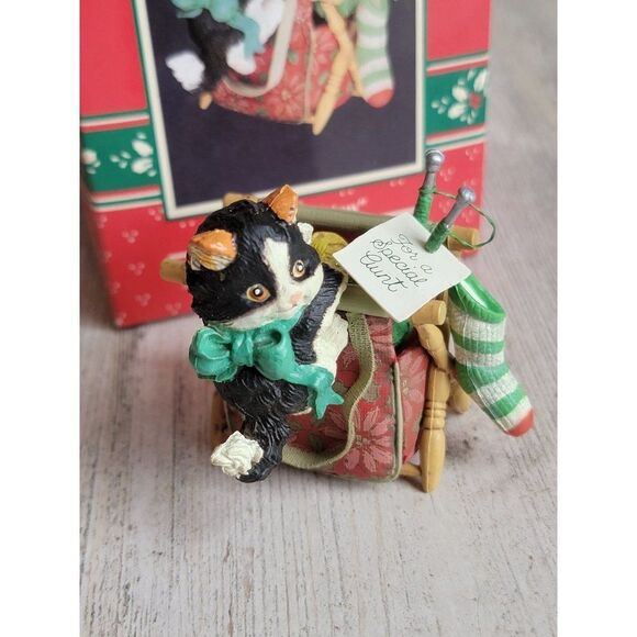 Enesco Knittin' kitten 1992 ornament Xmas cat pet crochet - Picture 3 of 7